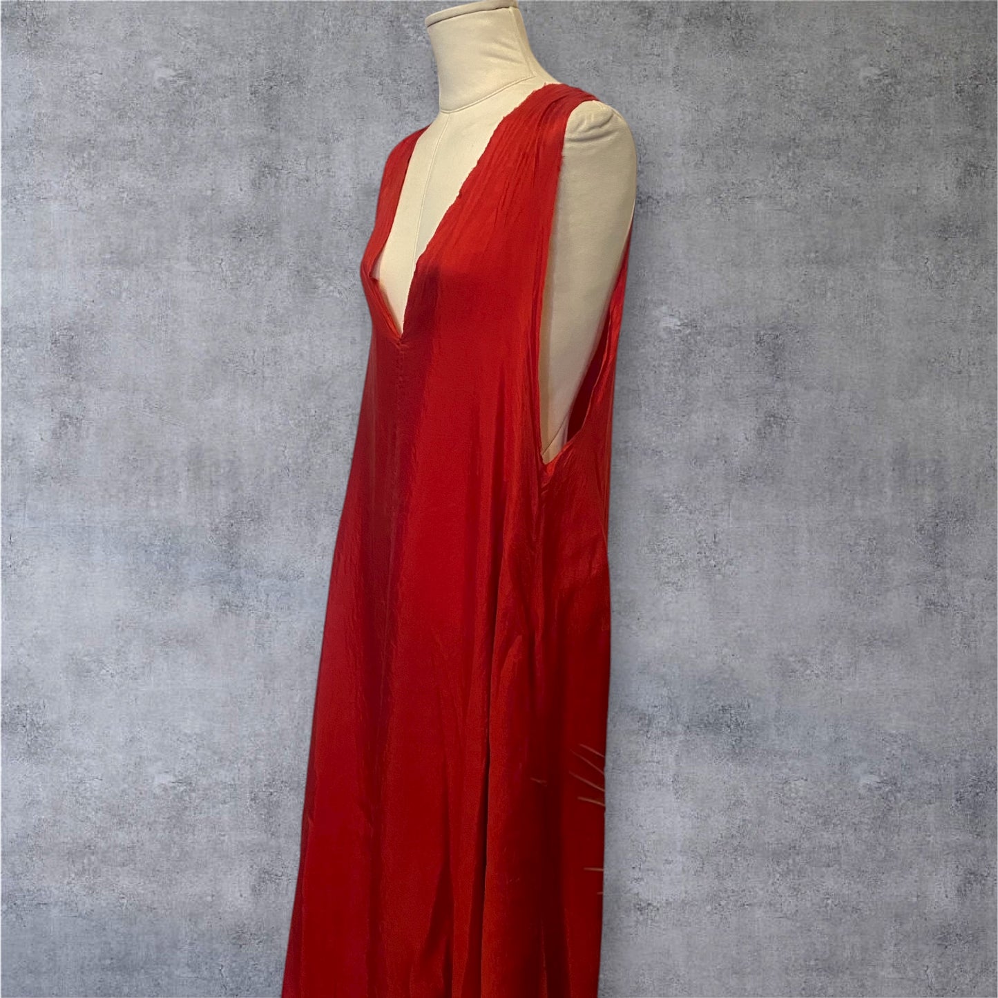 l The Rouge Draped Pongé Gown – Marc Le Bihan