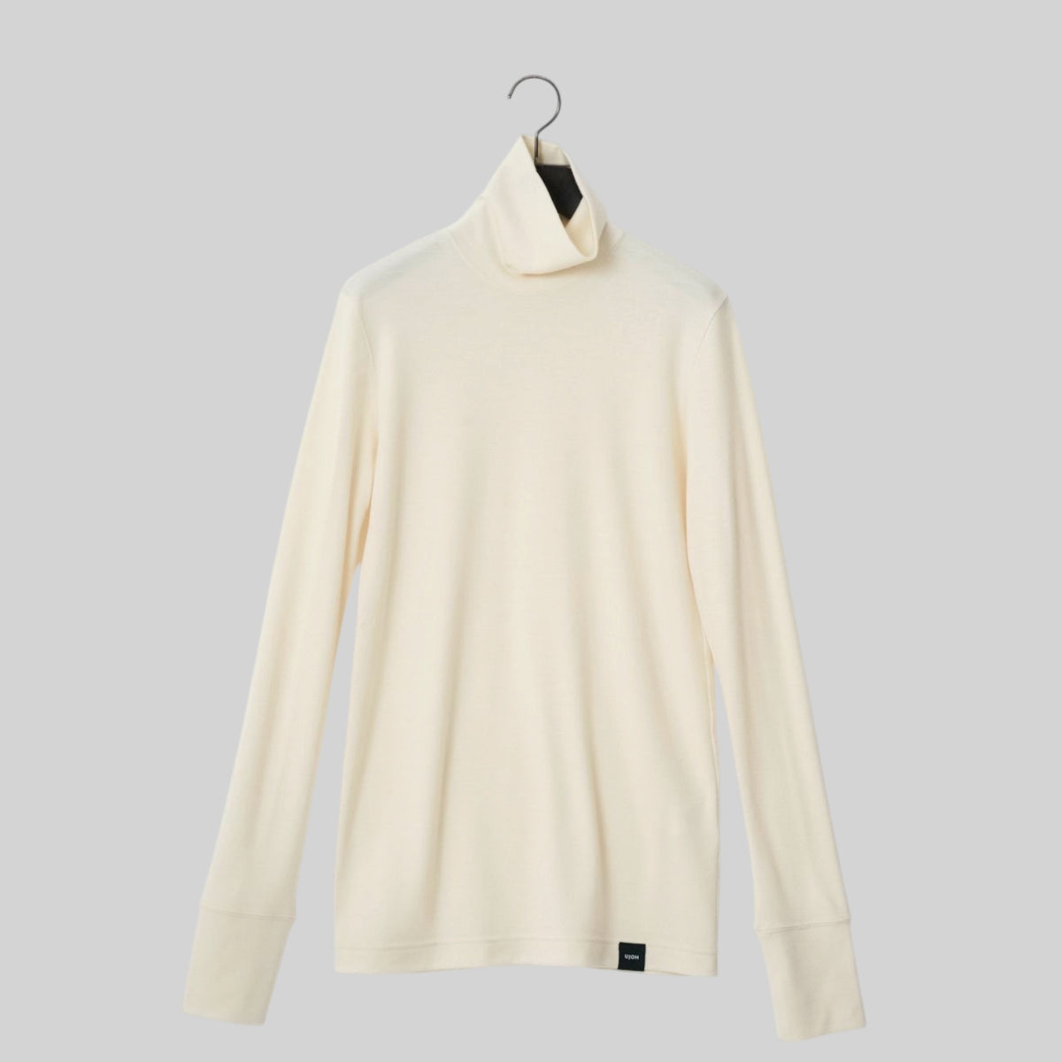 The turtleneck sweater – Ujoh