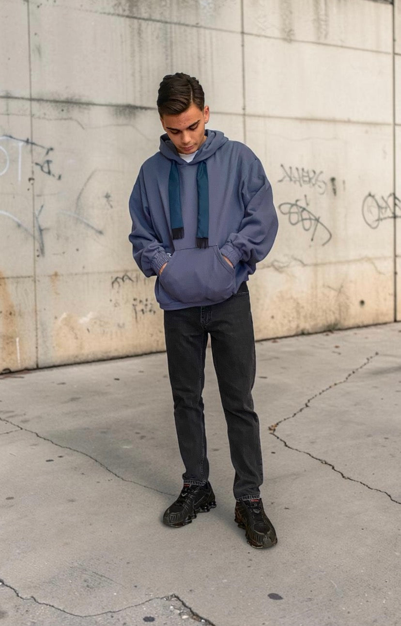 The Scarf Hoodie – Meagratia