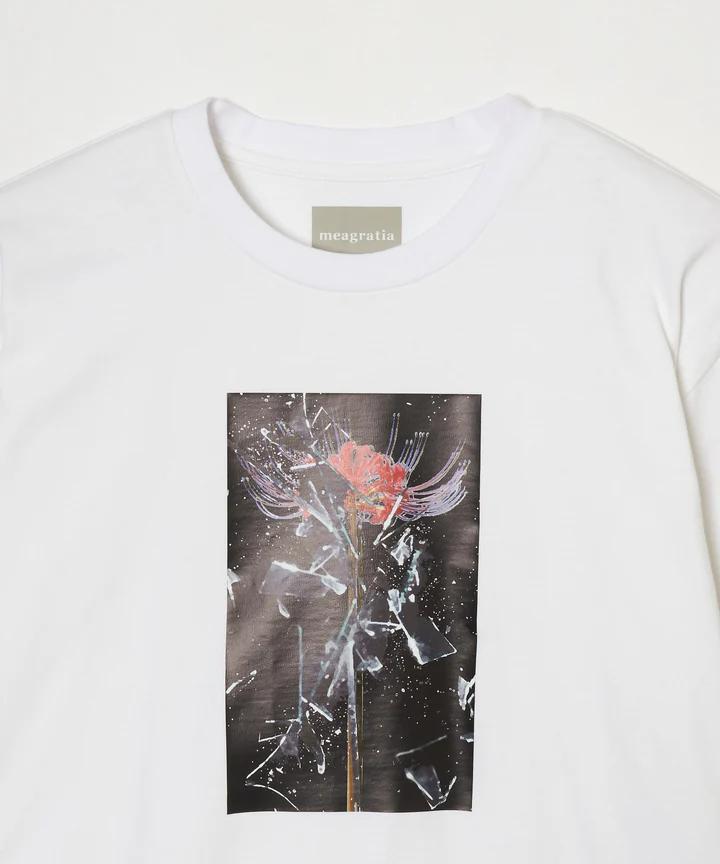 Meagratia • The Red Spider Lilies Printed T-Shirt