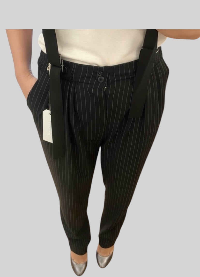 The Suspenders Trousers – Meagratia