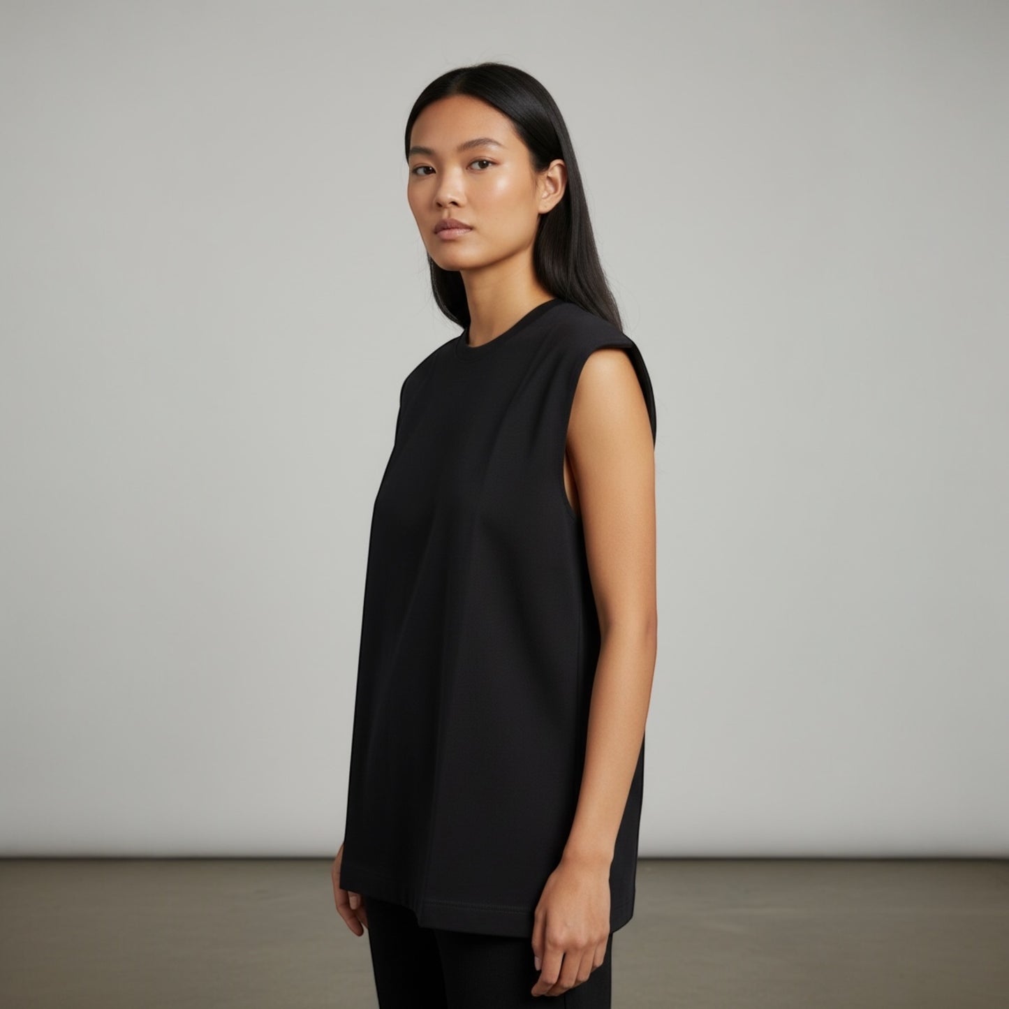 The Sleeveless Top – Ujoh