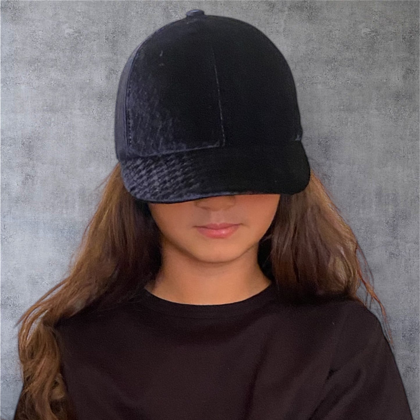 p The Teal Velvet Cap – Exquisite J