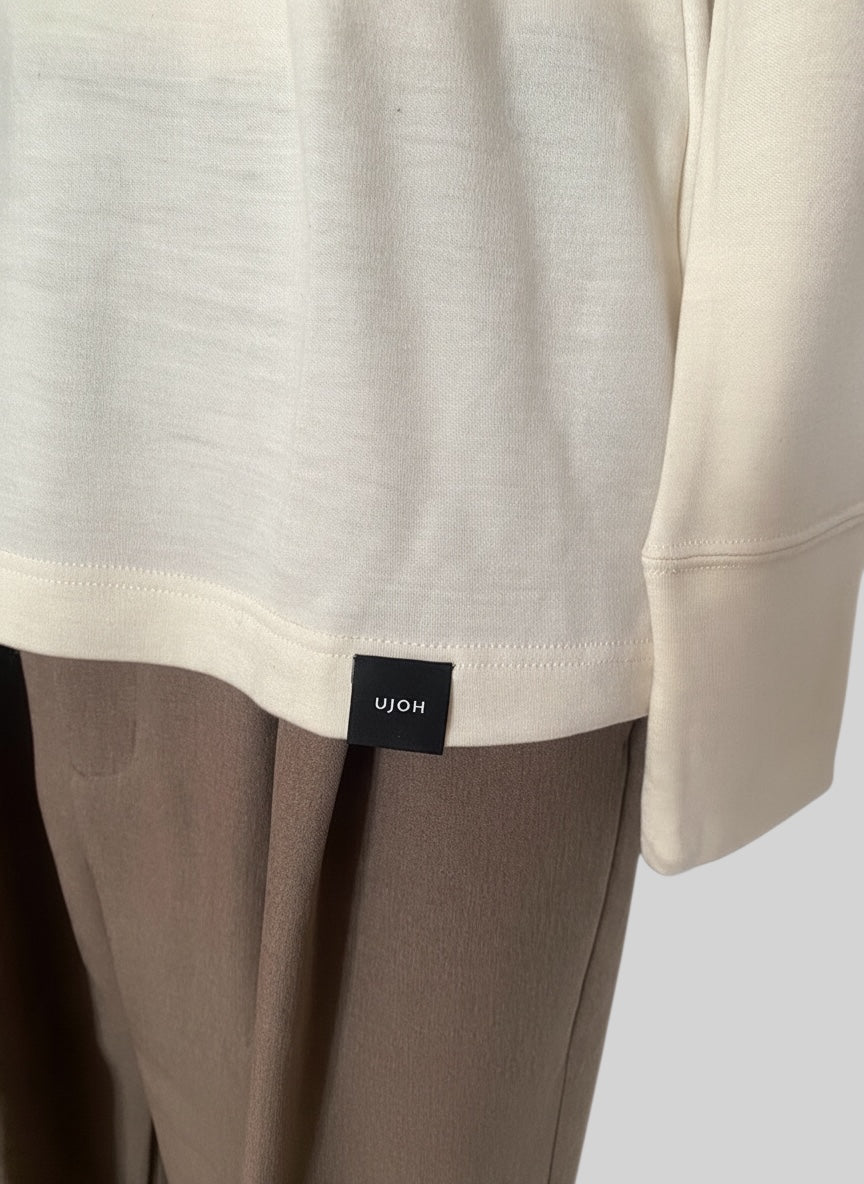 The turtleneck sweater – Ujoh